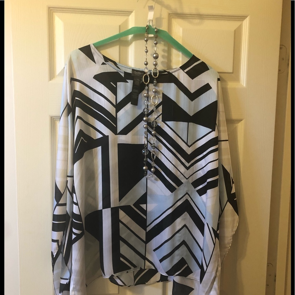 Chico’s travelers blouse with Chico’s necklace